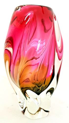 Pink amber mid - pink, &