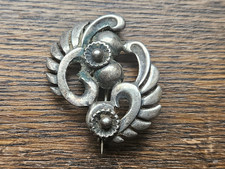 silver  brooch candida