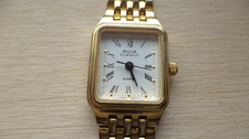 AVIA LADIES WRISTWATCH CLASSIC 853672. GOLD/SILVER BRACELET. NEW BATTERY.