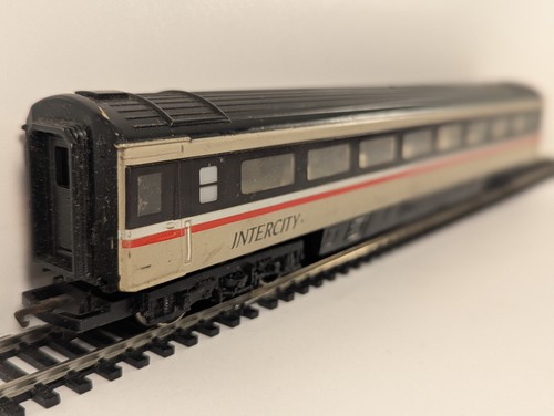 Hornby gauge mk3 coach - oo,