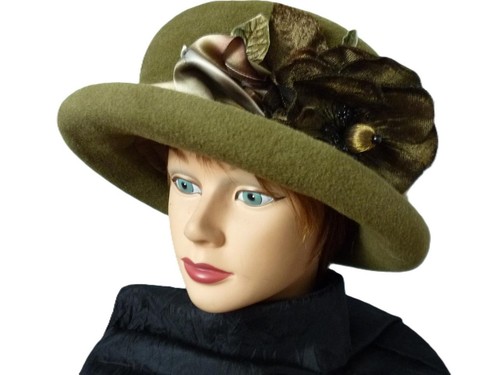 Louise green felt - felt,