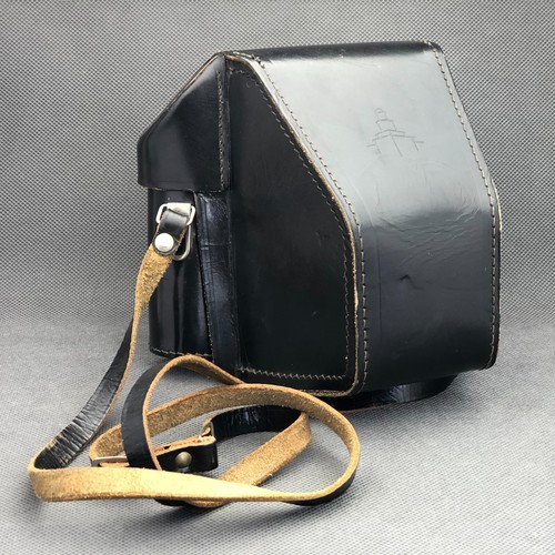 Pentacon six black leather - six,