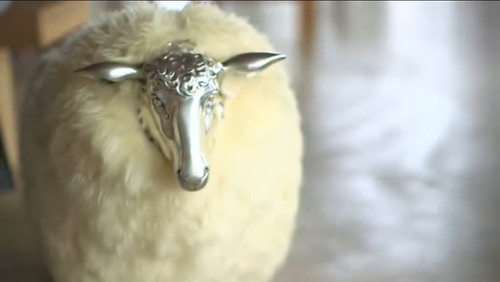 White sheep sculpture chair