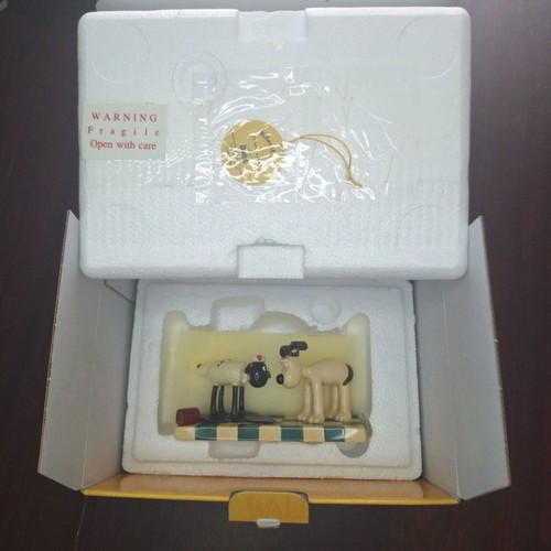 Coalport wallace gromit a - coalport,