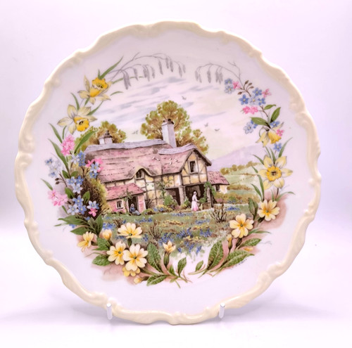 Royal albert plate cottage - royal,