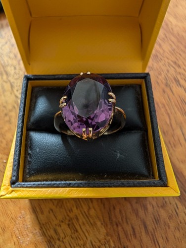 Vintage 9ct yellow - “vintage, gold
