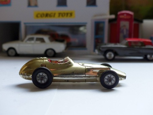 Corgi toys 152 - toys,