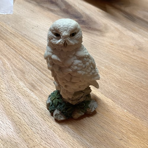 Small owl country artists barn - small,