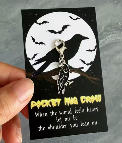Pocket hug crow keyring - pocket,