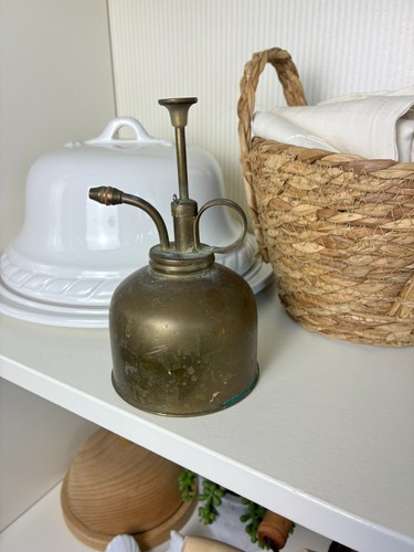 Vintage brass pressure - pressure, oil