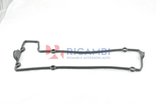 Engine cylinder head cover - engine,