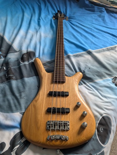Warwick corvette standard - warwick,