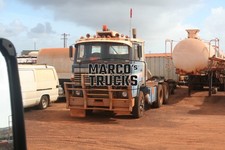 Truck photo Scania 142 tractor