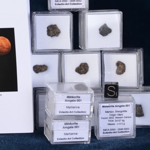 Amgala 001 meteorite - 001,