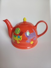 Whittard Of Chelsea Cats & Dog Large Teapot