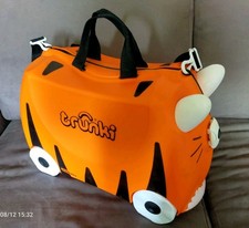 Trunki Orange Tiger Sit On And