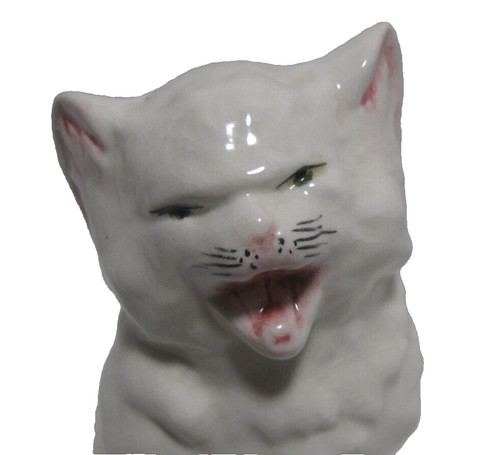 Royal dux white hissing cat - royal,