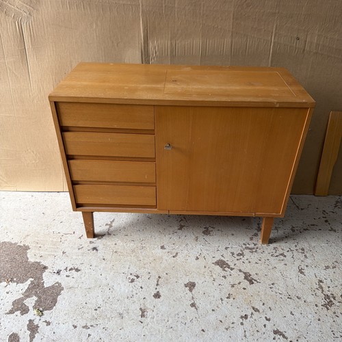 Horn moebel sewing machine - sewing,