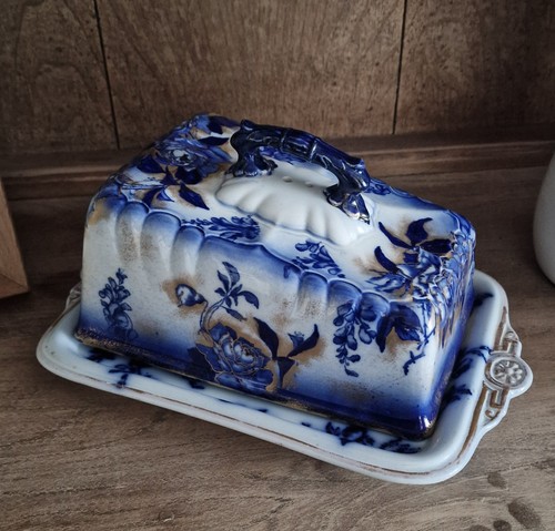 Victorian flow blue lidded - victorian,