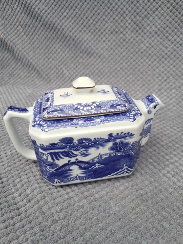 Vintage wade pottery small