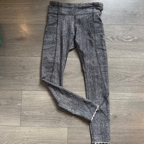 Lululemon tight stuff - tight,