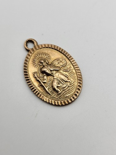 9ct solid yellow gold - 9ct,