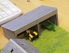 Metcalfe OO Manor Farm Tractor Shed  (part PO251)