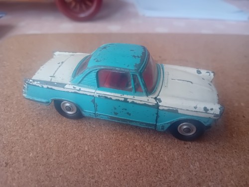 Corgi triumph herald coupe car - triumph,