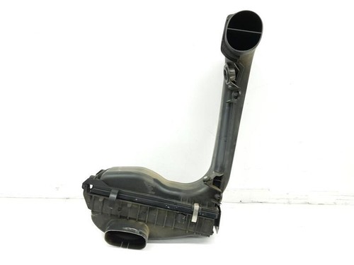 13718573869 air filter 8573869