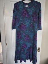 D&CO Qvc Women's Winter Dress Size L 14-16 purple.