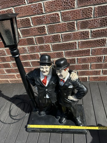 Laurel and hardy lamp - laurel,
