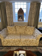Pair Of Gold Baroque Pattern