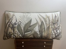 Evans Lichfield RIVA LEAF