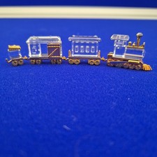 Swarovski Crystal Memories Train Locomotive With 3 Carriages Working Wheels
