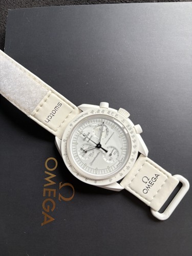 Omega swatch moonswatch snoopy - omega,