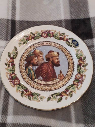 Aynsley plate christmas - christmas, 1987