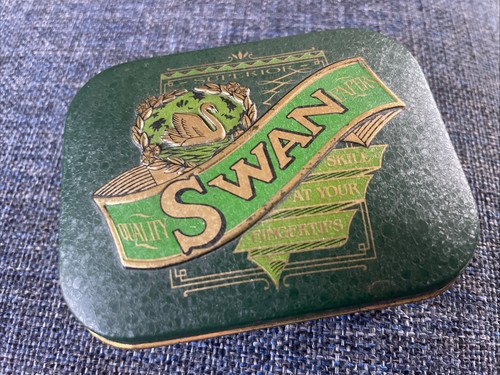 Lovely vintage swan - a,