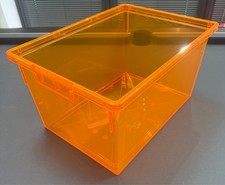 6 X Plastic Storage Boxes