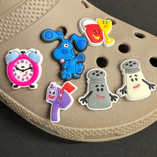 Blues clues shoe charms - clues,
