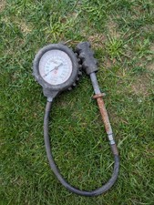 NEWBOW EX MOD Military Aircraft Pressure Gauge M2604NTGDSB 0-260 PSI (0-18 BAR).