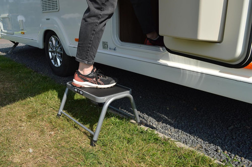 Single steel caravan - single, step