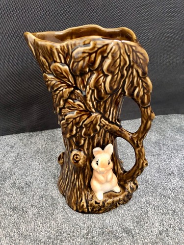 Vintage sylvac woodland rabbit - vintage,