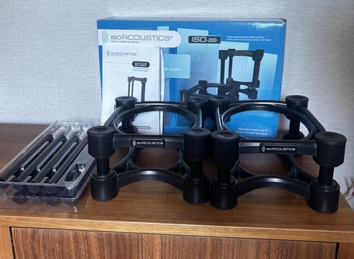 Isoacoustics iso 200 - isoacoustics, speaker