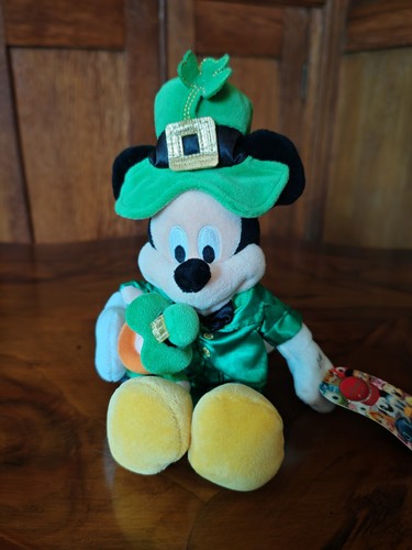Disney store exclusive mickey - store,