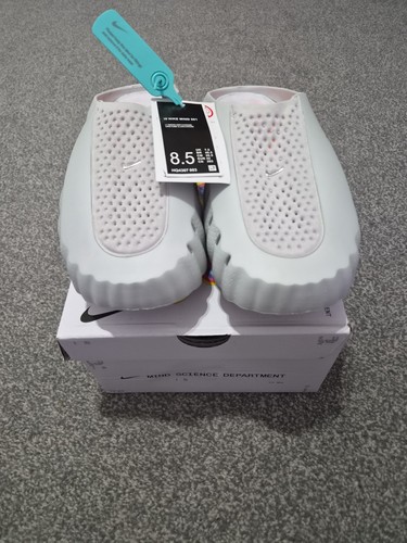 Nike mind 001 - nike, light