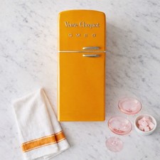 Veuve Clicquot SMEG Mini