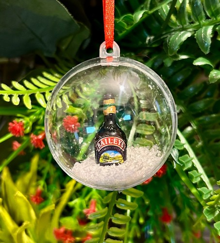 Handmade baileys bottle - baileys, snow