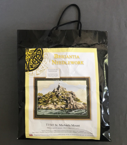 Michaels mount tapestry kit - st,