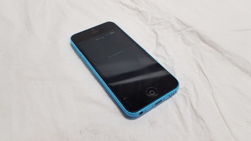 Cracked glass apple iphone 5c - cracked,