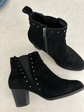 Vionic Black Suede Cowboy Style Ankle Boots With Stud Detail Excellent Condition